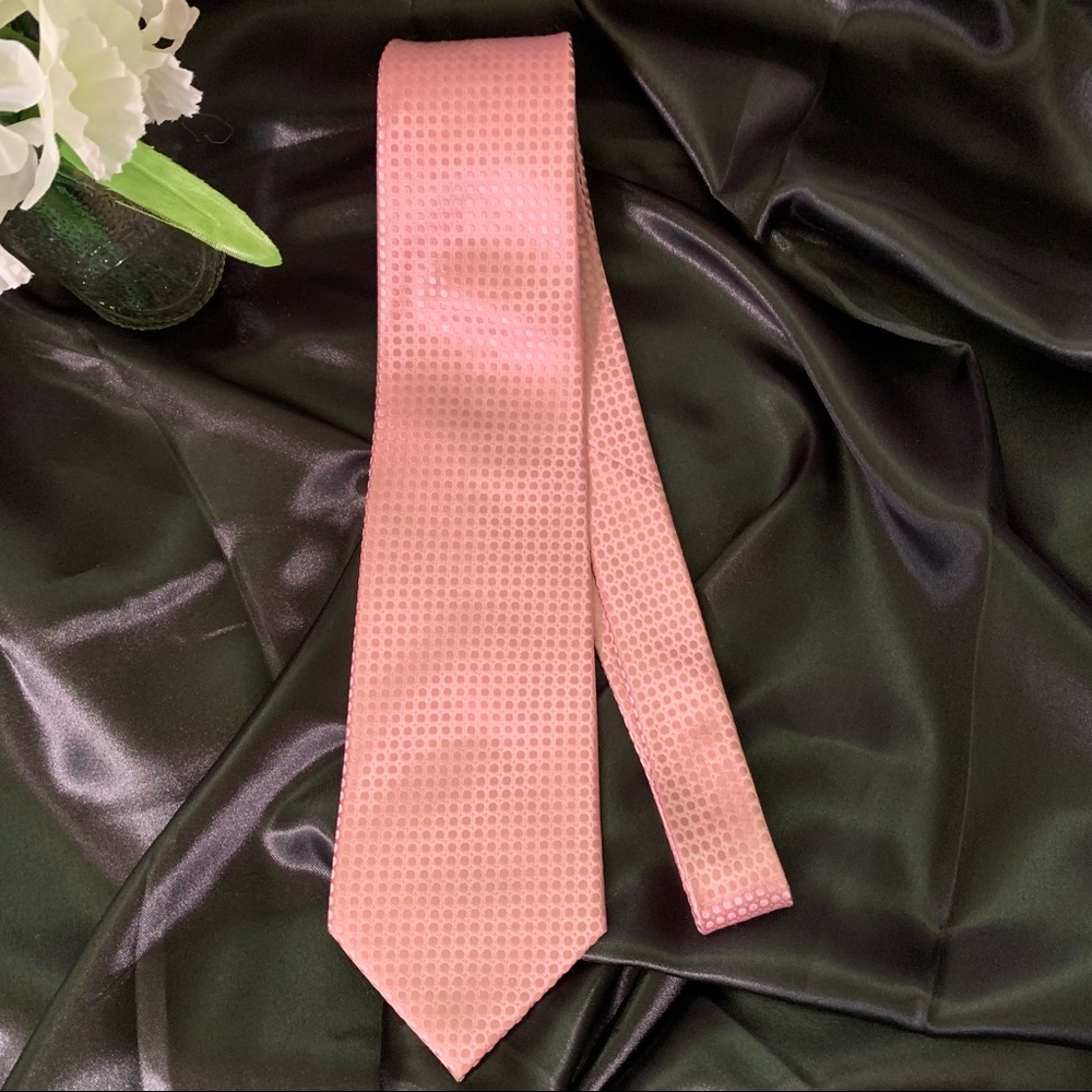 Donald J Trump Tie Pink One Size